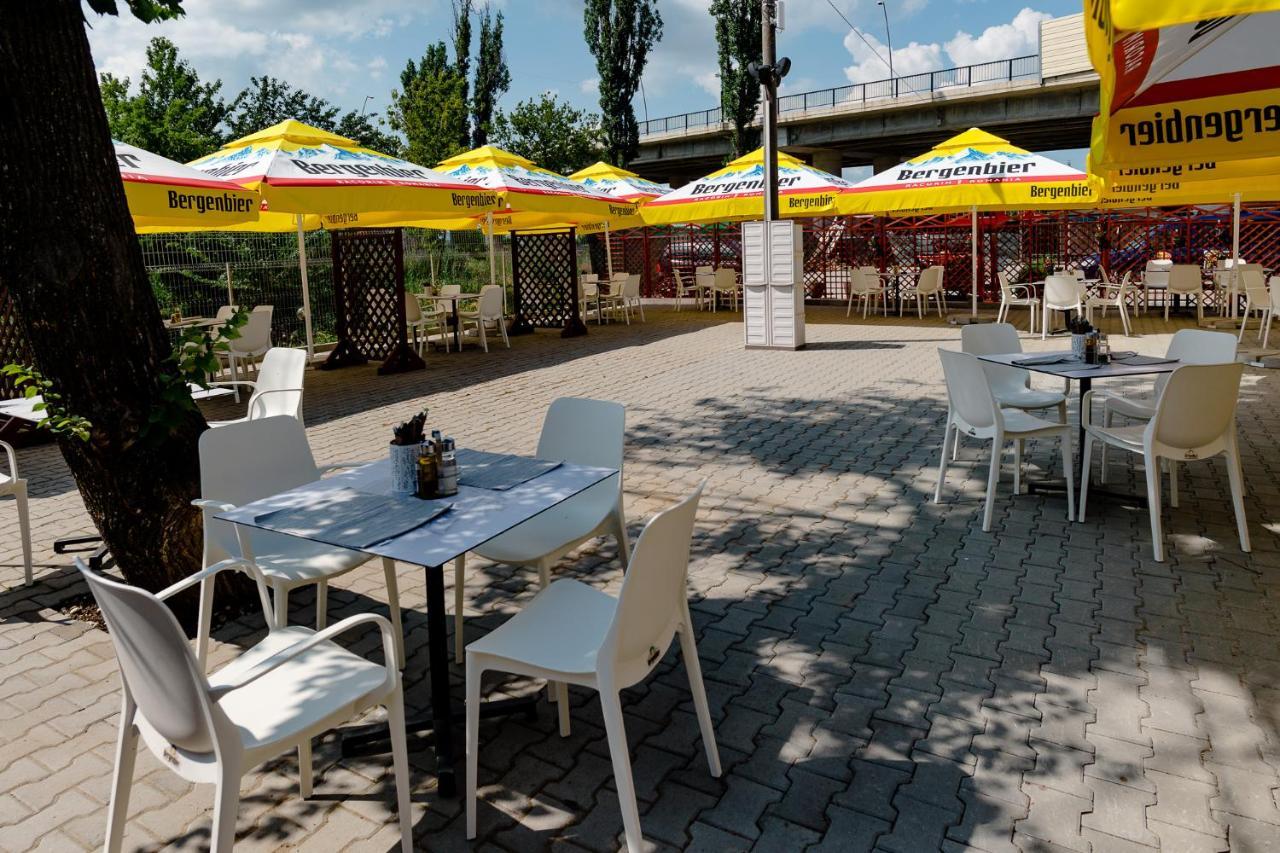 Pensiunea Vialux Bákó Kültér fotó